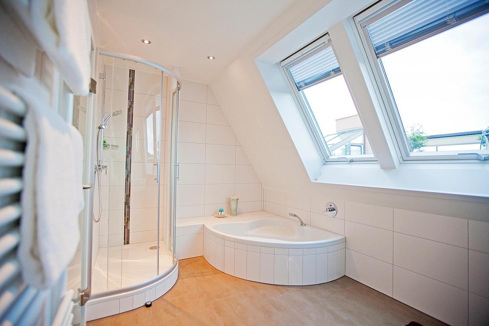 Hotel Krone Ohg Ґерлінґен Номер фото